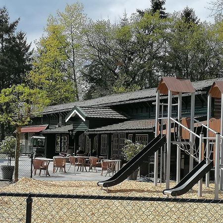 Chalet 4-6 Personen Epe F15 Van Alle Gemakken Voorzien Max Aantal Volwassen Personen Bedraagt 4 Kültér fotó